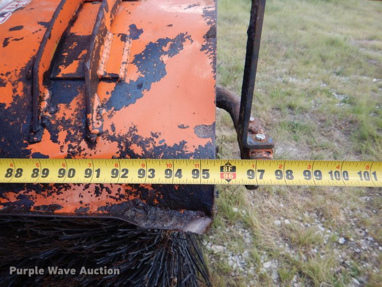 image for item DH5371 2005 Broce RJ350  broom