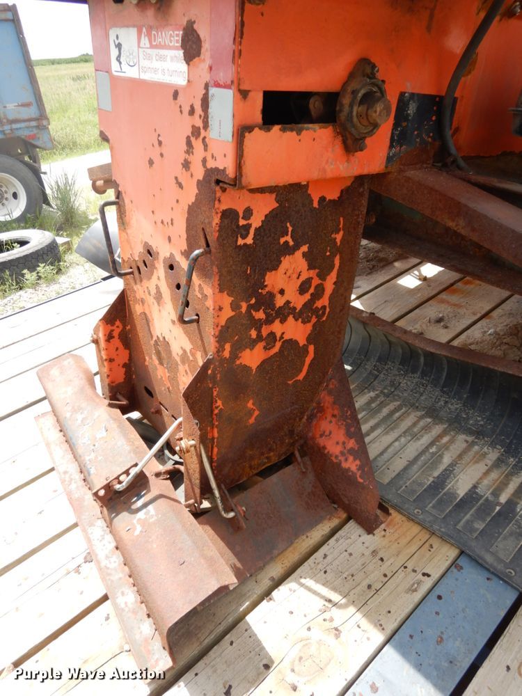 image for item DH6522 Swenson spreader