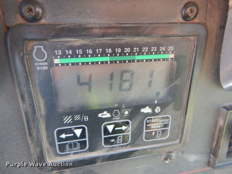 image for item DH6523 1994 Caterpillar Challenger 75C  tractor