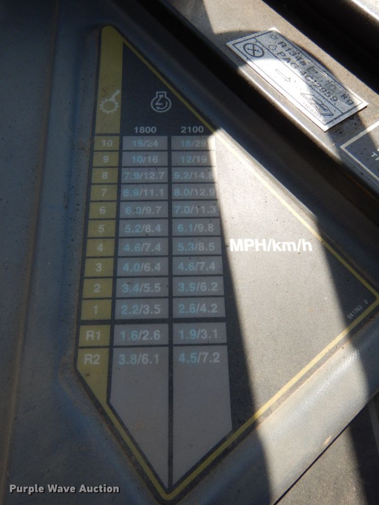 image for item DH6523 1994 Caterpillar Challenger 75C  tractor