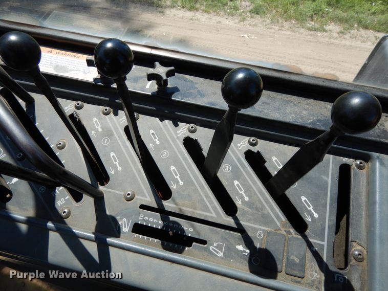 image for item DH6523 1994 Caterpillar Challenger 75C  tractor