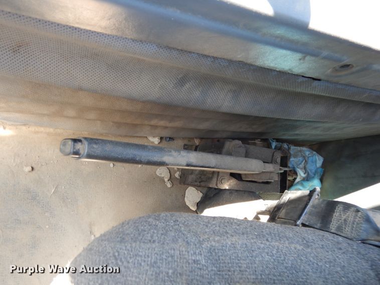 image for item DH6523 1994 Caterpillar Challenger 75C  tractor