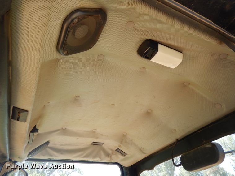 image for item DH6523 1994 Caterpillar Challenger 75C  tractor