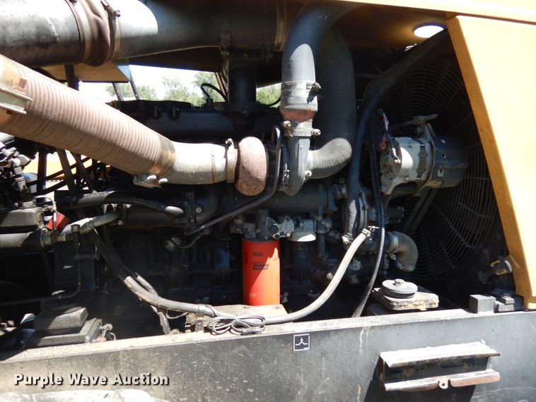 image for item DH6523 1994 Caterpillar Challenger 75C  tractor