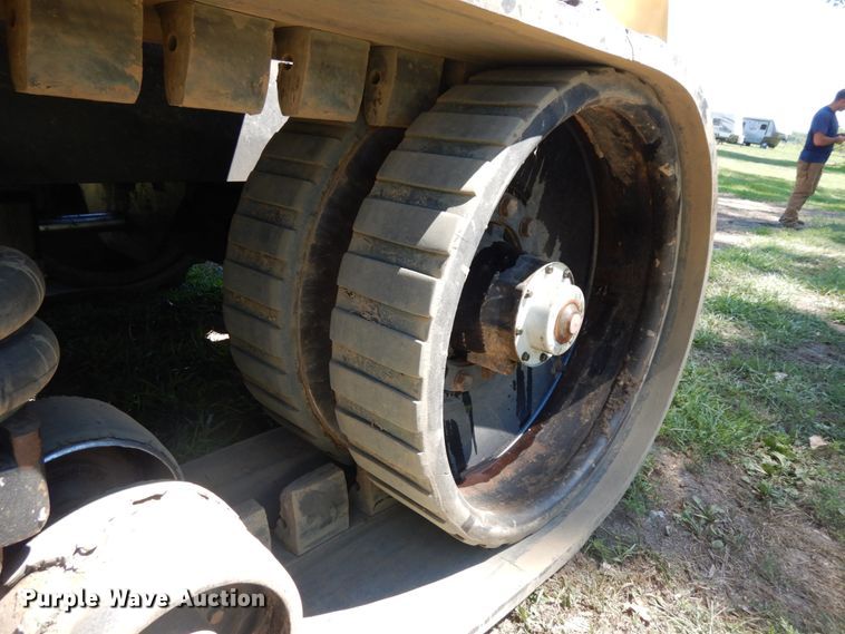 image for item DH6523 1994 Caterpillar Challenger 75C  tractor