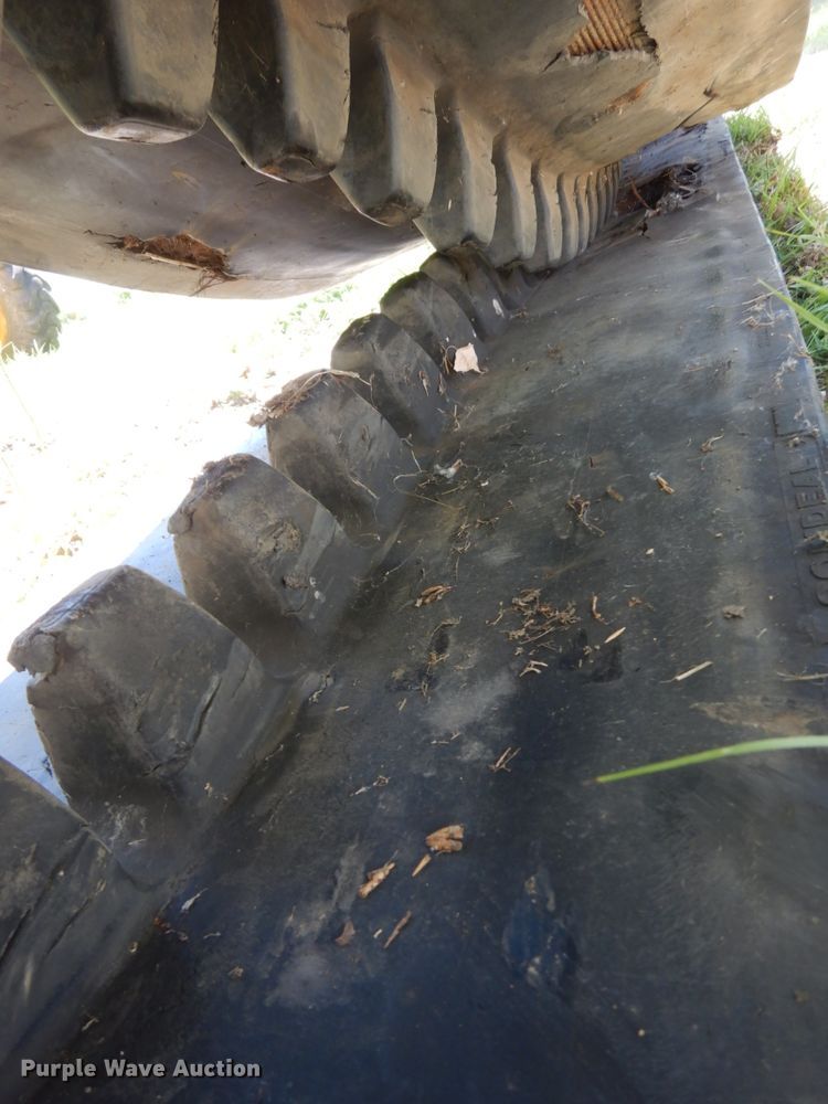 image for item DH6523 1994 Caterpillar Challenger 75C  tractor