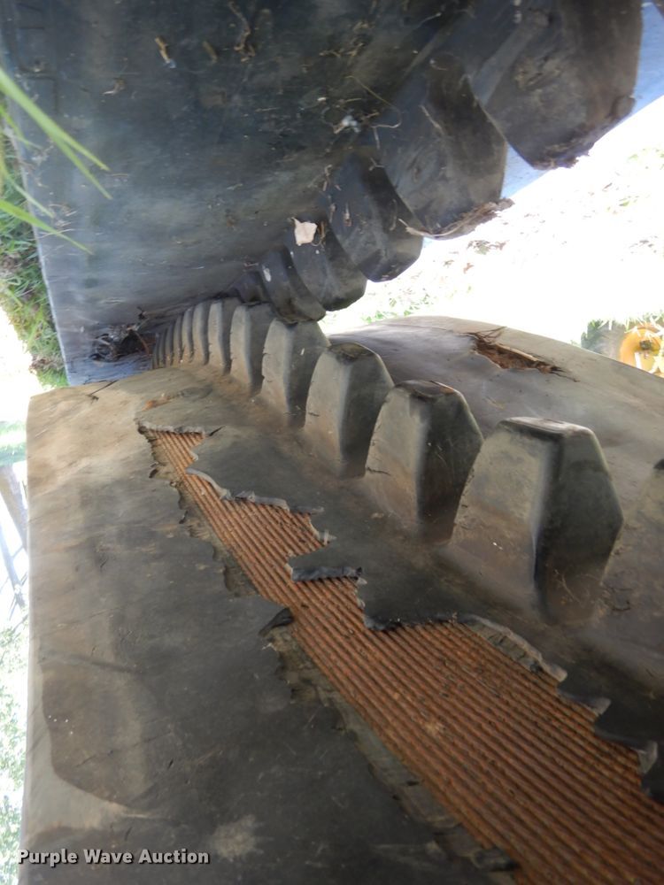 image for item DH6523 1994 Caterpillar Challenger 75C  tractor