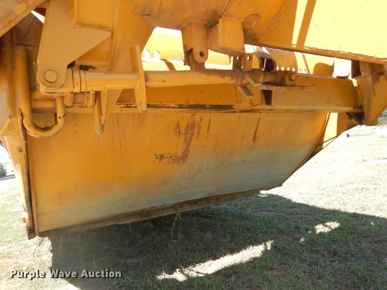 image for item DH6524 Clark  scraper