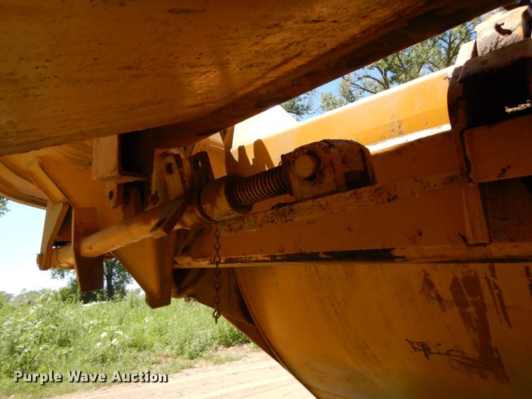 image for item DH6524 Clark  scraper