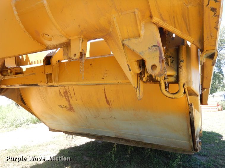 image for item DH6524 Clark  scraper