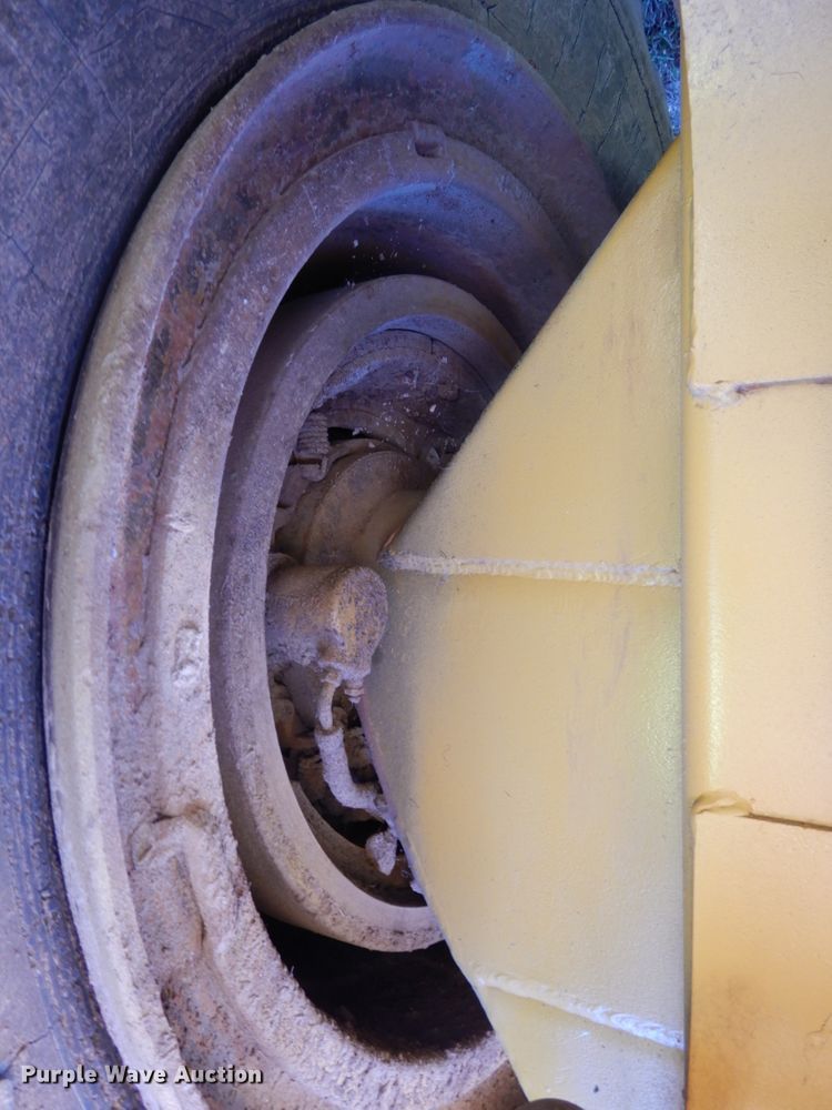 image for item DH6524 Clark  scraper