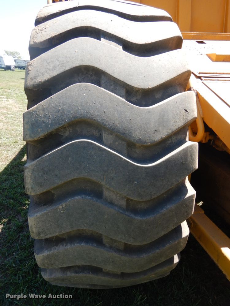 image for item DH6524 Clark  scraper