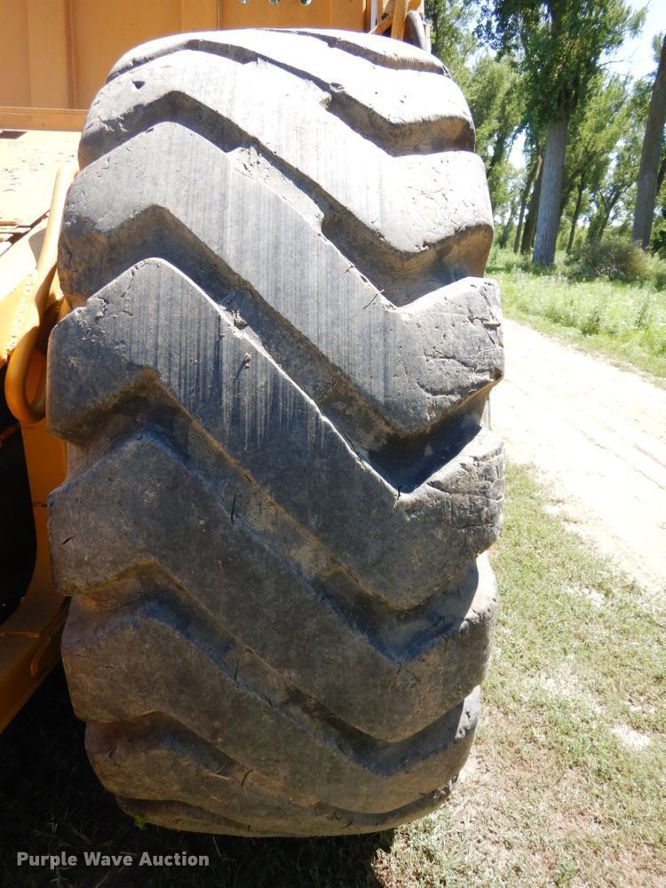 image for item DH6524 Clark  scraper