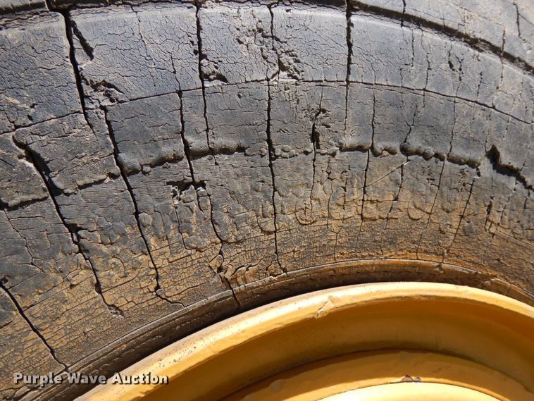 image for item DH6524 Clark  scraper