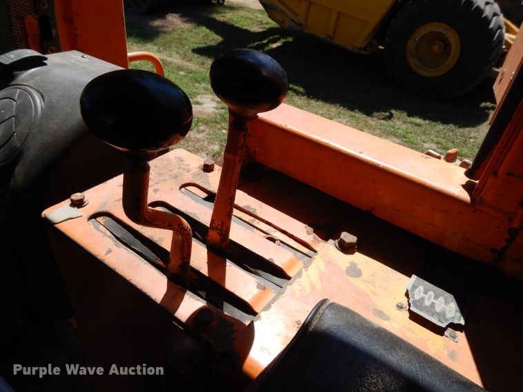 image for item DH6525 1976 Caterpillar 941B  track loader