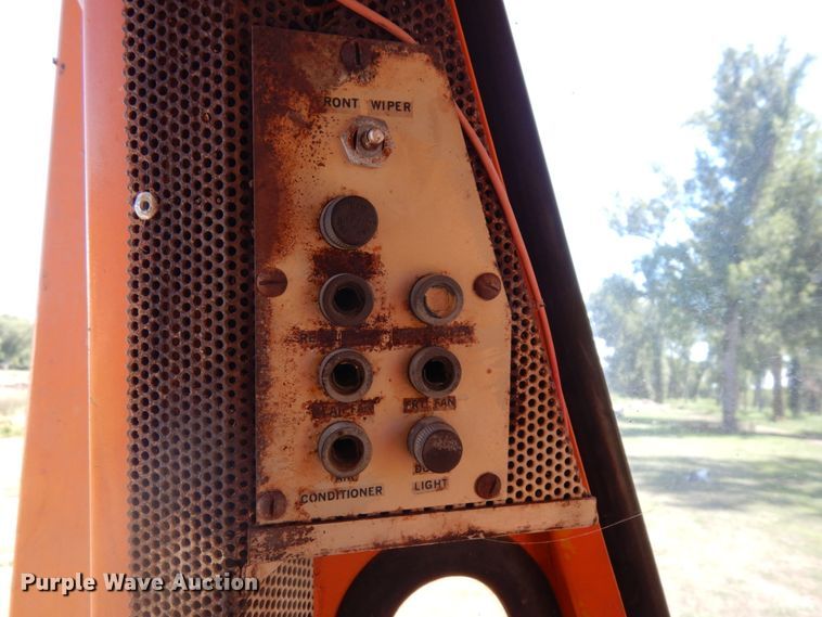 image for item DH6525 1976 Caterpillar 941B  track loader