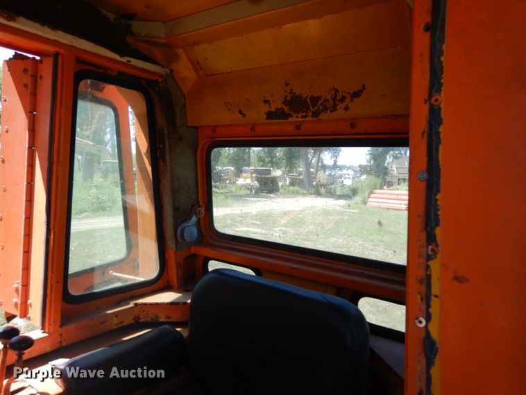 image for item DH6525 1976 Caterpillar 941B  track loader