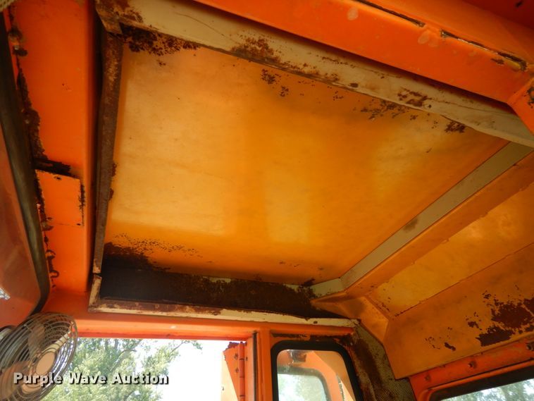 image for item DH6525 1976 Caterpillar 941B  track loader