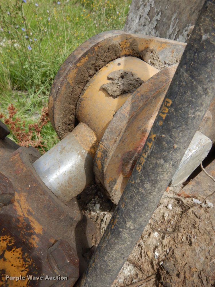 image for item DH6551 1995 Caterpillar dozer ripper