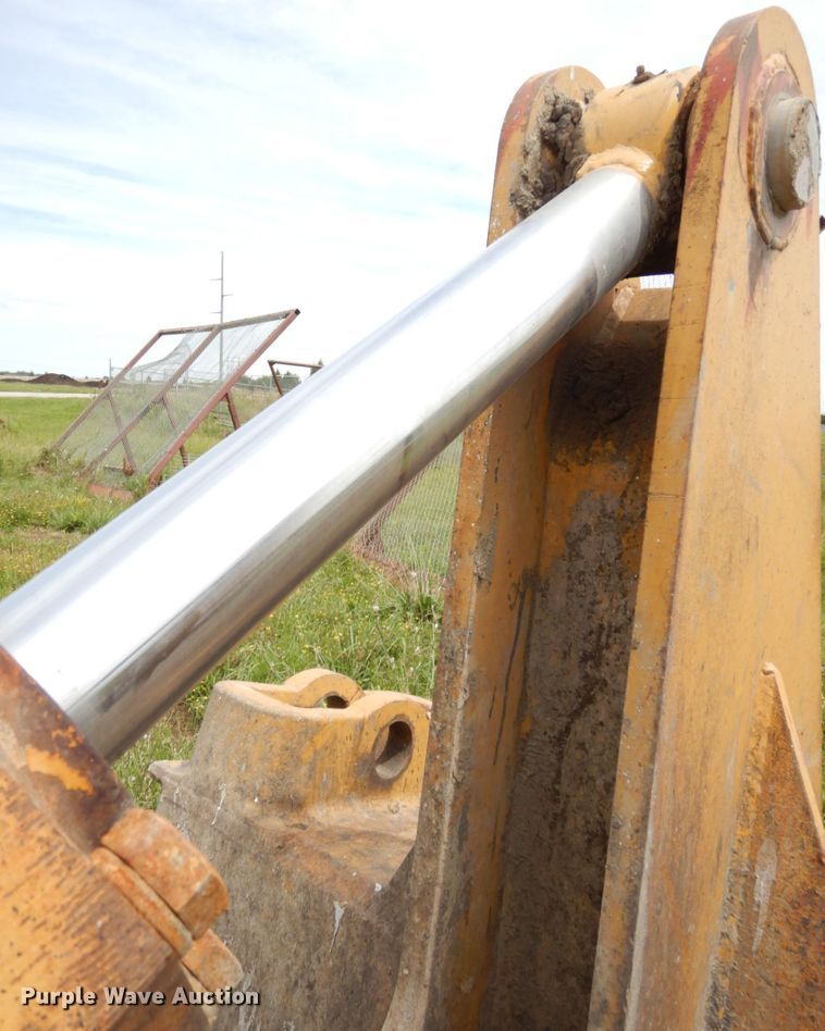 image for item DH6551 1995 Caterpillar dozer ripper