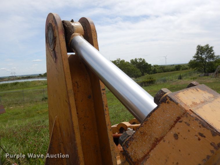 image for item DH6551 1995 Caterpillar dozer ripper