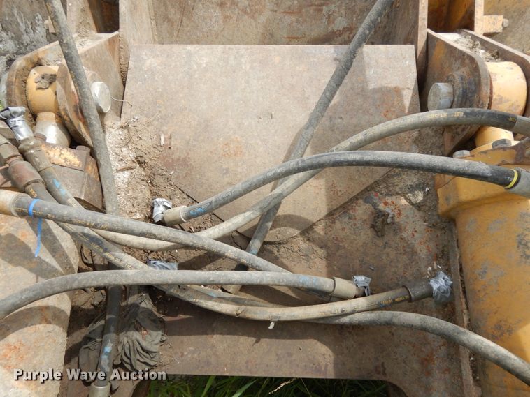 image for item DH6551 1995 Caterpillar dozer ripper