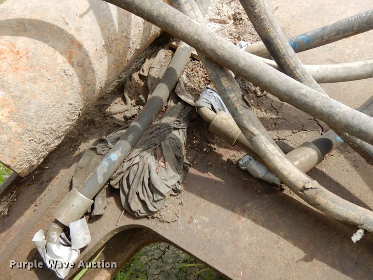 image for item DH6551 1995 Caterpillar dozer ripper