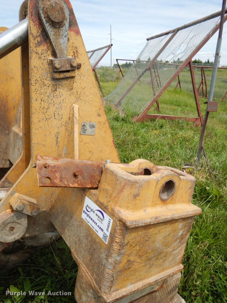 image for item DH6551 1995 Caterpillar dozer ripper