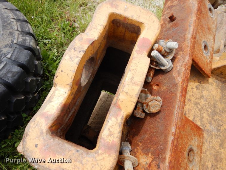 image for item DH6551 1995 Caterpillar dozer ripper