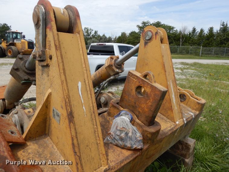 image for item DH6551 1995 Caterpillar dozer ripper