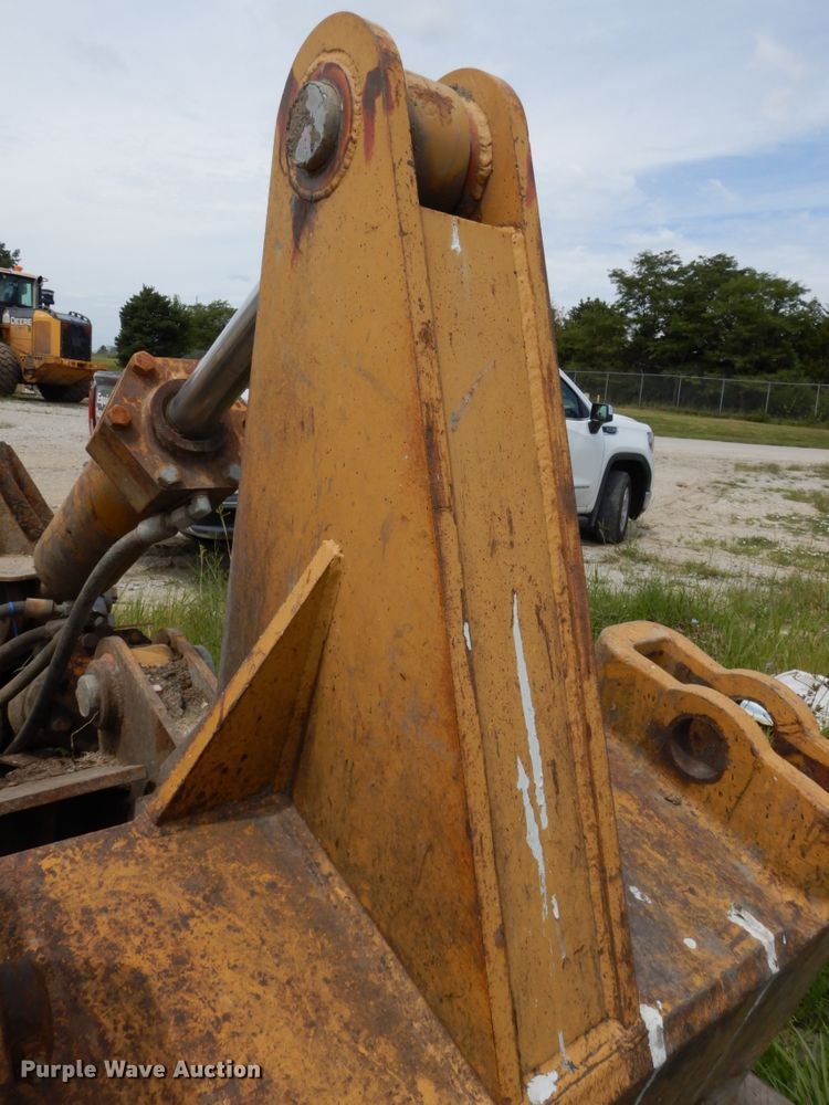 image for item DH6551 1995 Caterpillar dozer ripper