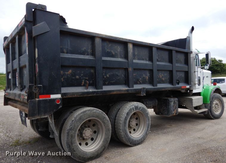 image for item DH6566 1987 Freightliner FLC  dump truck