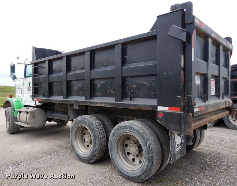 image for item DH6566 1987 Freightliner FLC  dump truck