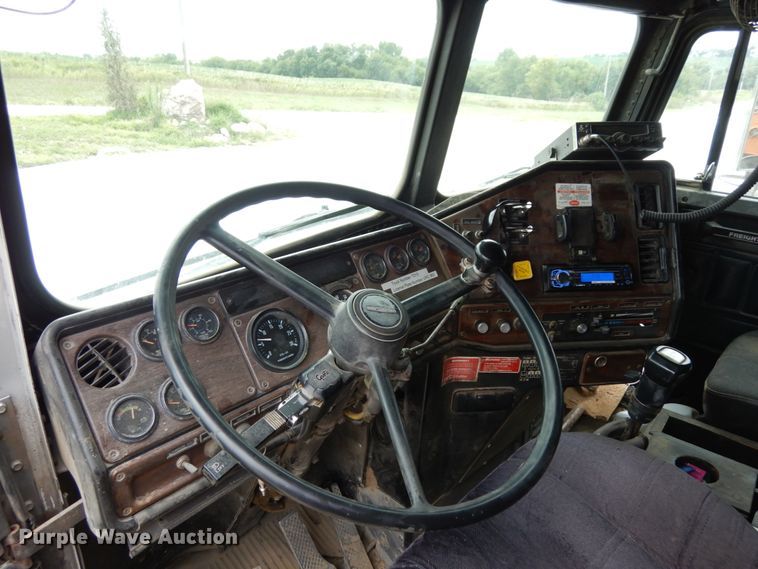 image for item DH6566 1987 Freightliner FLC  dump truck