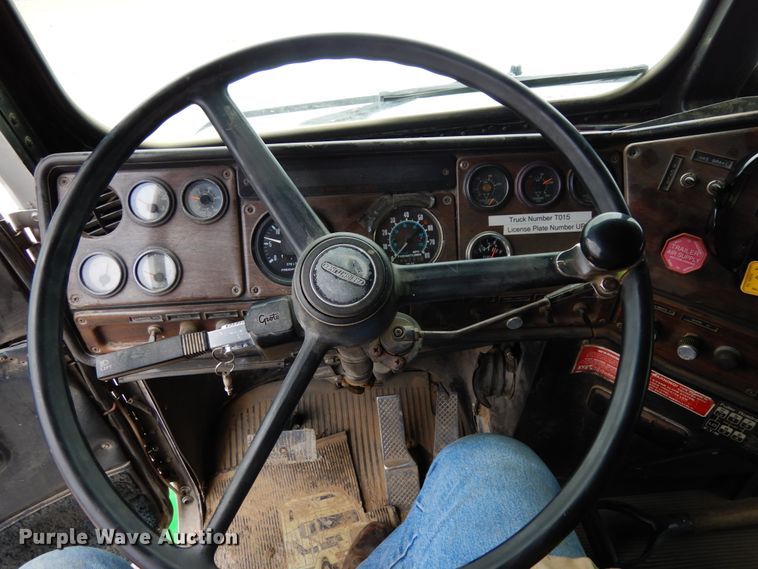 image for item DH6566 1987 Freightliner FLC  dump truck