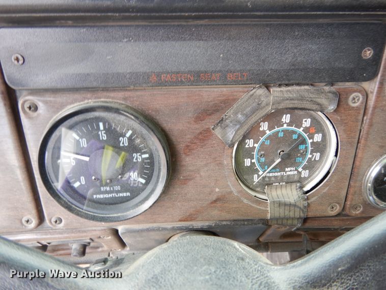 image for item DH6566 1987 Freightliner FLC  dump truck