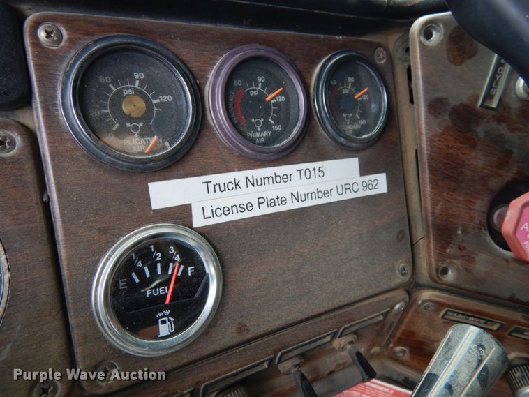 image for item DH6566 1987 Freightliner FLC  dump truck