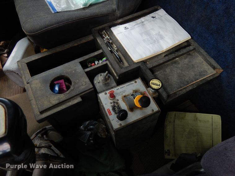 image for item DH6566 1987 Freightliner FLC  dump truck