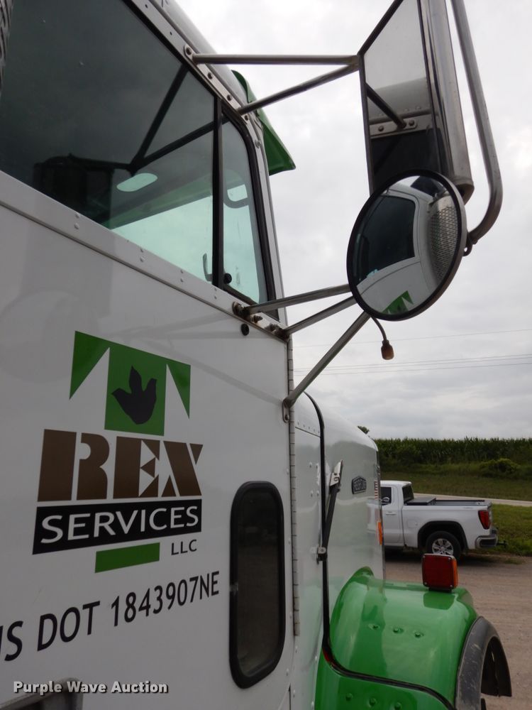 image for item DH6566 1987 Freightliner FLC  dump truck