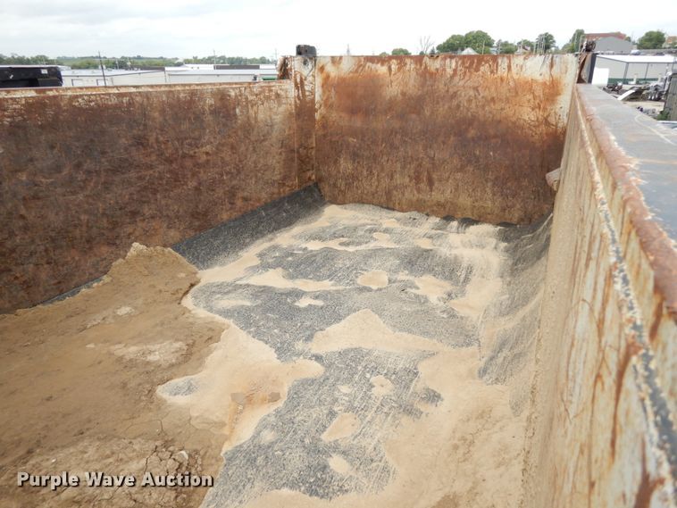 image for item DH6566 1987 Freightliner FLC  dump truck