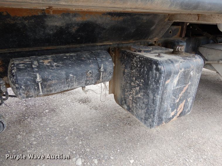 image for item DH6566 1987 Freightliner FLC  dump truck