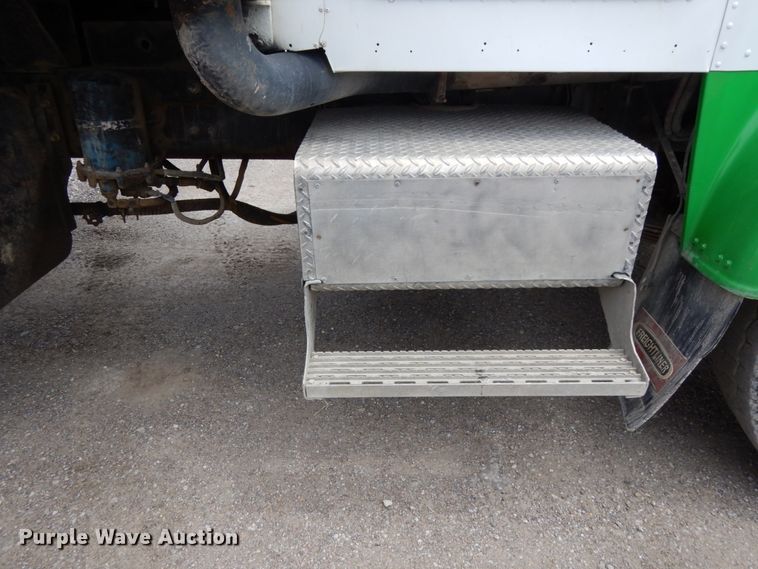 image for item DH6566 1987 Freightliner FLC  dump truck