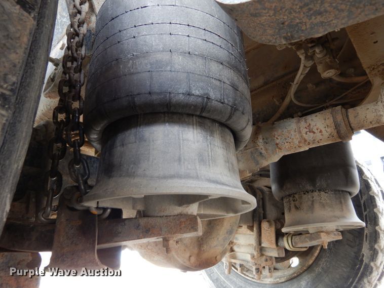 image for item DH6566 1987 Freightliner FLC  dump truck