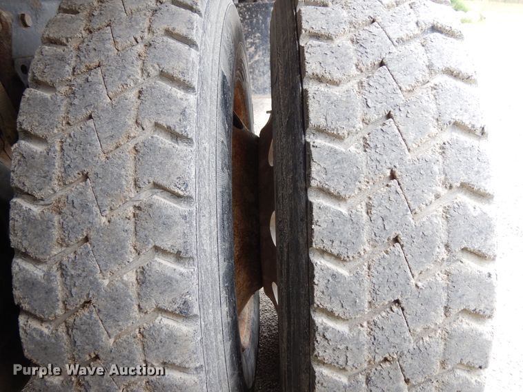 image for item DH6566 1987 Freightliner FLC  dump truck