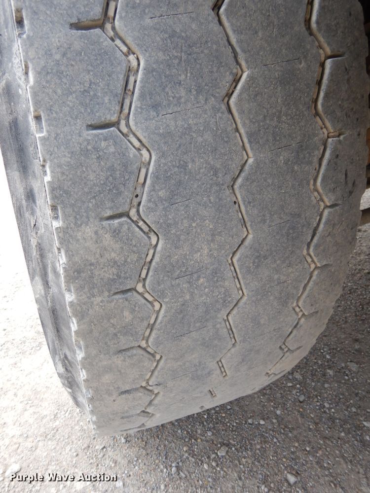 image for item DH6566 1987 Freightliner FLC  dump truck