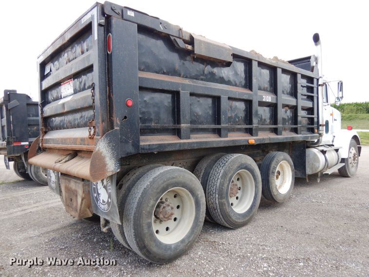 image for item DH6567 1995 International 9300  dump truck