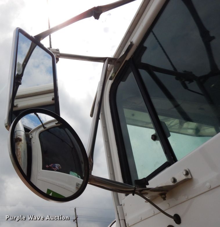 image for item DH6567 1995 International 9300  dump truck