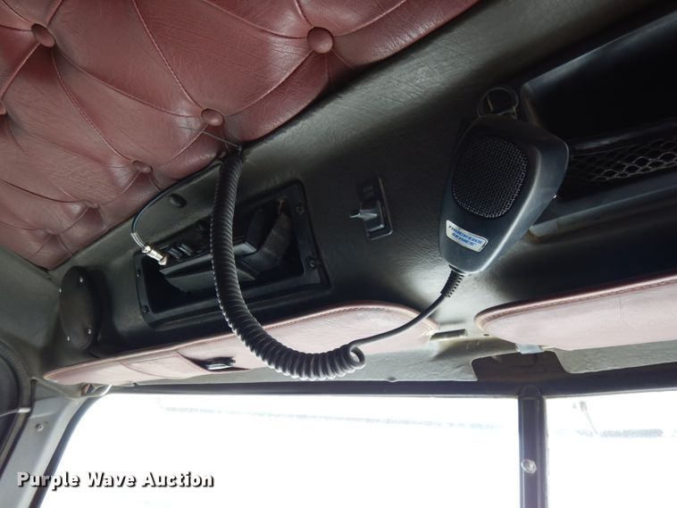 image for item DH6567 1995 International 9300  dump truck