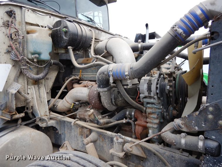 image for item DH6567 1995 International 9300  dump truck