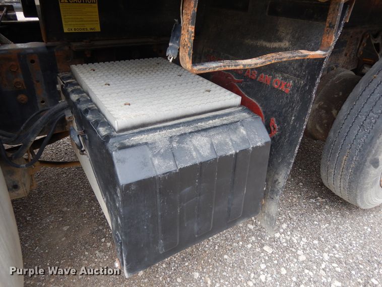 image for item DH6567 1995 International 9300  dump truck